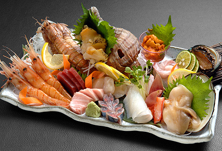 刺身盛り合わせ